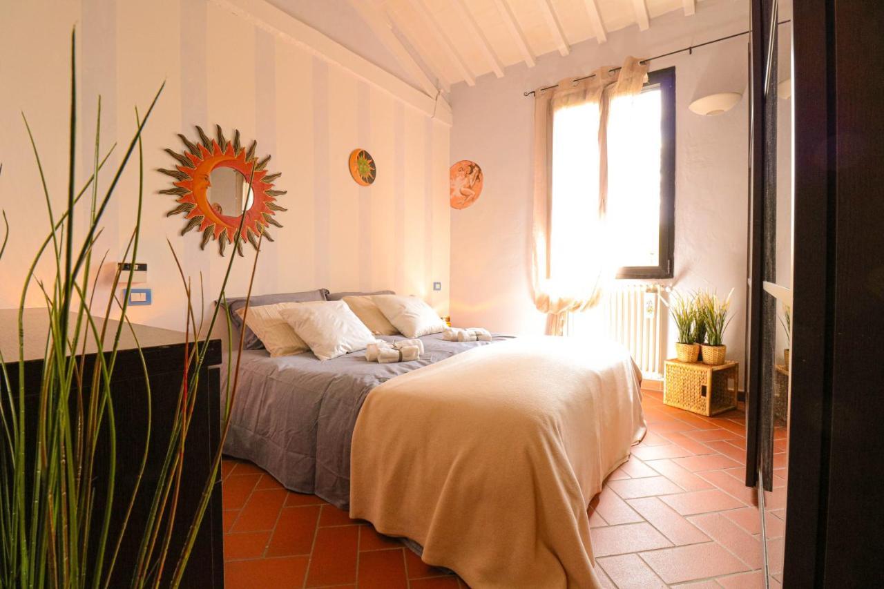 Вилла Casale Val D' Orcia- Relax E Lusso In Piscina Торрита-ди-Сьена Экстерьер фото
